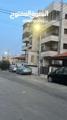  6 شقه لي البيع