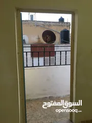  12 شقة للبيع في المساكن الشعبية