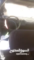  5 بيجو 205 ضفة