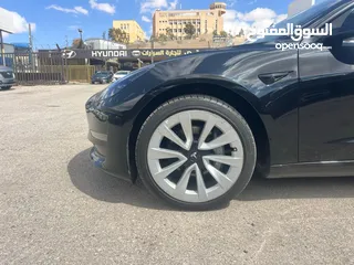  18 تيسلا3 موديل 2022 فل جنط الفل تصلح الاعفاءات والجمرك