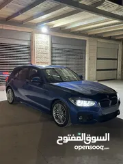  4 BMW 120i 2019