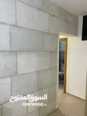  9 الدوحة/ شقة طابق ارضي تشطيب سوبر دلوكس مع تراس خارجي في اسكان بيوت اغا