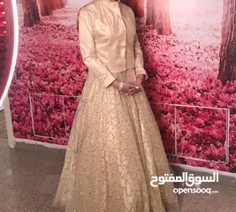  4 بدله خطوبه ماركة ثمنها الاصلي 500 مطلوب 200