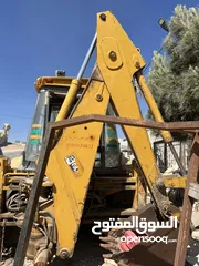  9 جرافه jcbللبيع بحاجه لماتور