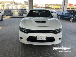  1 Dodge charger 2019 GT