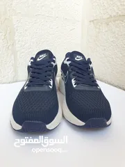  19 بوط نايك جديد لون كحلي