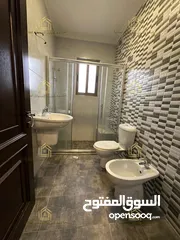  11 شقة مع روف منفصل سوبر ديلوكس أرقى واجمل مناطق عبدون