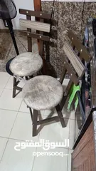  4 طاولة طعام