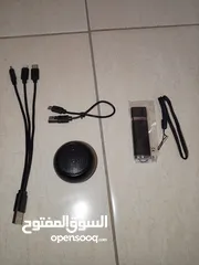  7 سماعه سبيكر صوت جدا عالي زائد شاحن 3 × 1 ثلاث مداخل شحن سريع زائد شاحن للسماعه وجهاز تخزين 32 gb