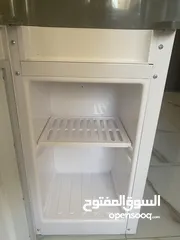  3 كولر ماء استعمال بسيط لون ابيض بحالة وكالة