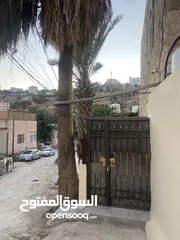  3 بيت تراثي للبيع او البدل في منطقة الرميمين / السلط