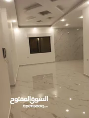  17 شقة ارضية للبيع- طبربور -  خلف صالة ليالي الشرق