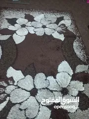  6 طقم كنب وطاولات خشب زان وسجادة شاجي بحالة جديد