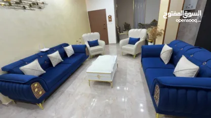  1 طقم كنب 7 مقاعد استعمال بسيط جداً