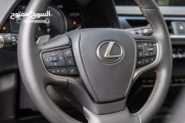  22 لكزس UX300 2021 كهربائية - عدة الوان ((قابل للبدل))(( ياباني اصلي ))
