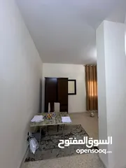  12 شقة طابقية للبيع
