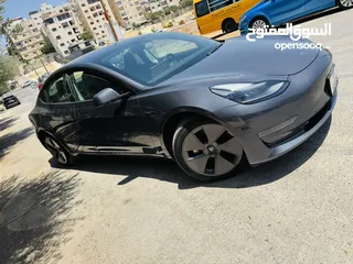  3 تيسلا مودل 3 للبيع