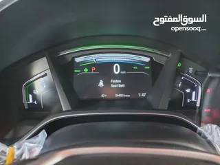  16 Honda CR-V Hybrid Touring 2022-(هوندا سي آر في هايبرد تورنغ)