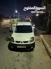  1 رينو فان بنزين 2005