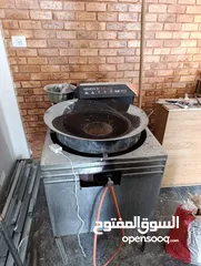  5 عدة مطعم مياكن شاورما و ثلاجه و صاج فلافل و ماكنه للبطاطا