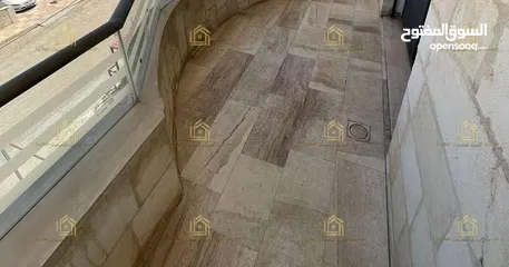  11 شقة فارغة للايجار سوبر ديلوكس