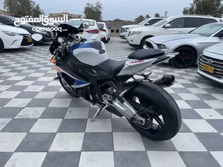  5 BMW S1000RR بدون حوادث 2017 سعر من الاخر اذا ما مناسبنك سعر لا تتصل