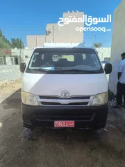  4 Toyota Hiace