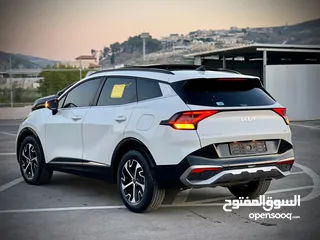  8 كايا سبورتاج  2022 فل الفل فتحة سقف  2x4 ///240Hp بنزين + كهرباء  ( Haybrid) 1600cc