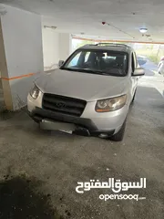  5 هيونداي سانتافيه 2008 للبيع فقط عالكاش او بدل على اشي 7 ركاب