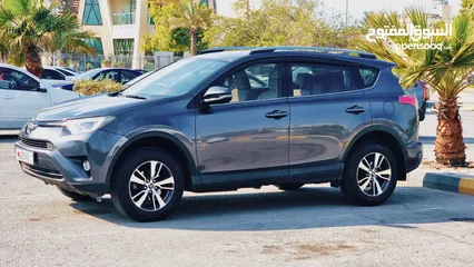  8 TOYOTA RAV 4