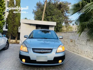  3 كيا برايد 2008 فل اوتماتك ماتور 1600 بحالة ممتازة جدا الله يبارك لصاحب النصيب ..