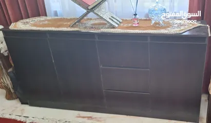  1 بوفيه   خشبي بني محروق