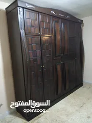  1 للبيع غرفة نوم ماستر تفصيل خشب لاتيه 18 قشرة بلوط بحالة ممتازة جدا بسعر 210