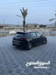  3 Seat leon بالكراتين