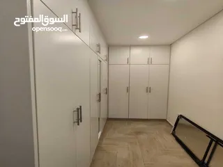  11 للبيع فيلا فاخرة سوبر ديلوكس في امارة الشارقة منطقة الحوشي نظام smart homeخيارك الافضل للعيش برفاهية