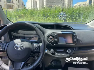  21 Toyota Yaris 2019 Hybrid Clean Carsser very clean