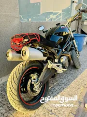  2 Ducati Monster 696