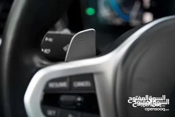  25 BMW 330e XDrive 2022 M kit للبيع كاش او اقساط