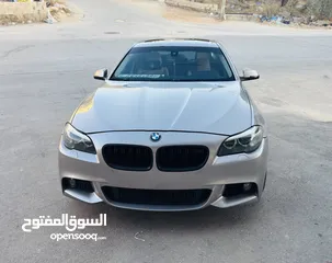  2 BMW520i f10 سيارة  للبيع  موديل 2014 بسبب التبديل