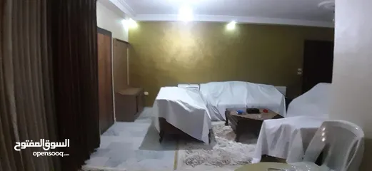  4 شقة أرضي للبيع