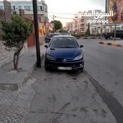  3 بيجيو 206 يوجد فيها كبسه للسرعه   بيجيو 206 سيدان بحال الوكاله   للتواصل على الدردشه الرجاء عدم