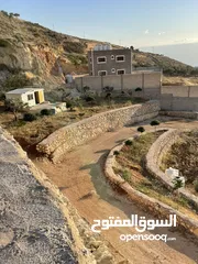  16 مزرعة في مغاريب السلط من المالك مباشرة