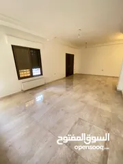  5 شقة مميزة - خلدا - 4نوم 1ماستر - 225م - ارضية - قرب الخدمات العامة