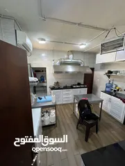  3 محتويات مطعم بالكامل للبيع بدون تجزئة بسعر مغري جدا قابل للتفاوض للجادين