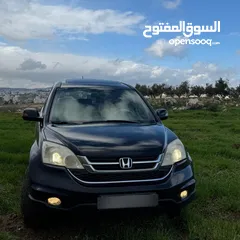  1 4جيد 2011 Honda cr-v هوندا سي ار في