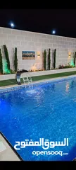  28 مزارع وشاليهات  فاخره بشارع ال100  وافضل الاسعار لاتفكر ولا تحتار مزارع ابو يوسف هي الخيار الامثل...