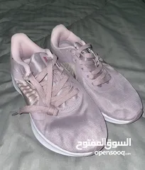  3 Nike downshifter