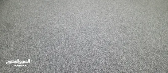  4 موكيت لون سكني مقاسه 4*4 عدد 3 نظيف جدا بسعر طري قابل للتفاوض اقرأ الوصف