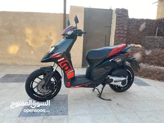  5 ابريليا 150 cc