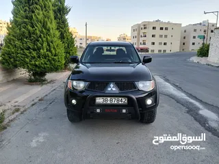  3 متسوبيشي l200 سبورتيرو 2008 جير اتوماتيك  فور ويل فحص ممتاز وفل كامل بدون فتحات